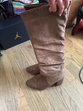 Women's Brown Suede Mid-Calf Block Heel Boots